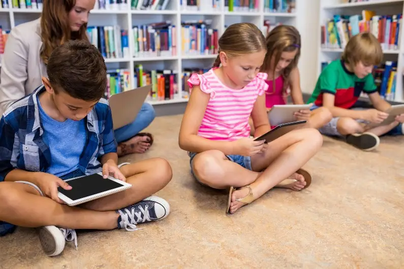 Manfaat Coding untuk Ana: Meningkatkan Literasi Digital
